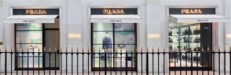 prada avenue montaigne|Store Locator .